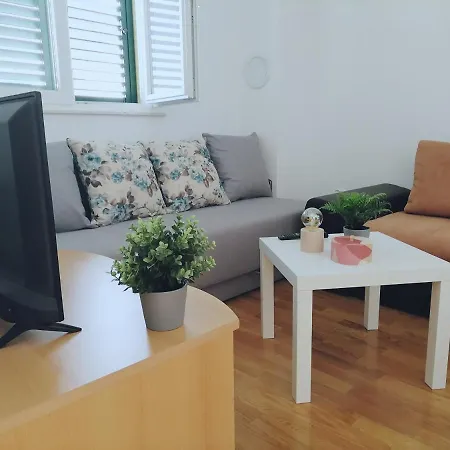 Apartment Makarska Apartment *
